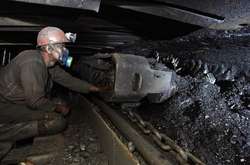  Видобуток вугілля на шахтах зупинено 