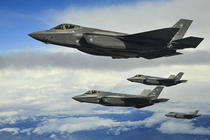 США припинили співпрацю з Туреччиною щодо винищувачів F-35 через угоду з РФ