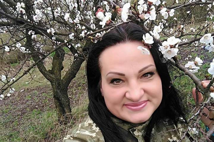 На Донбасі загинула відома волонтерка і воїн 