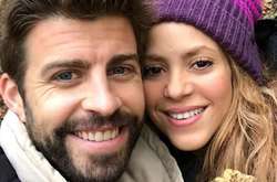 Шакира и Жерар Пике сделали «любовное» селфи на автомойке