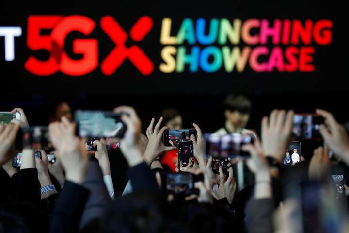 Южная Корея первой в мире запустила мобильный интернет 5G