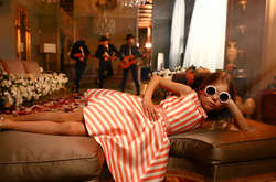 Олег Винник показал свою «Пчелу Майю»