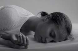 Алисия Викандер показала путь женщины в клипе The National