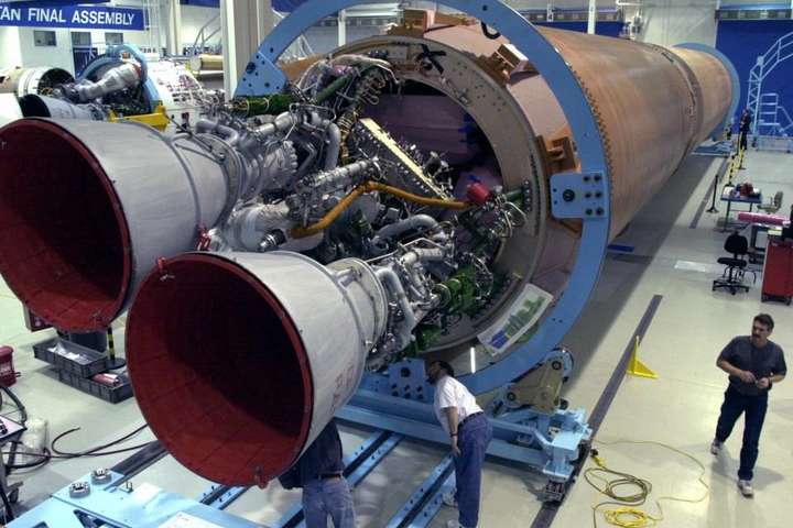 США з 2022 року припинять купувати в Росії ракетні двигуни