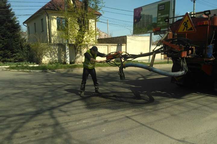 В Одесі розпочався поточний ремонт доріг