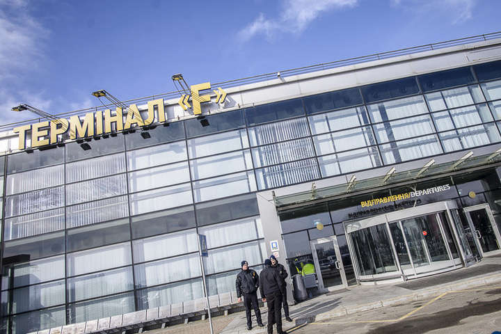 «Бориспіль» вдвічі підвищив вартість парковки біля термінала F