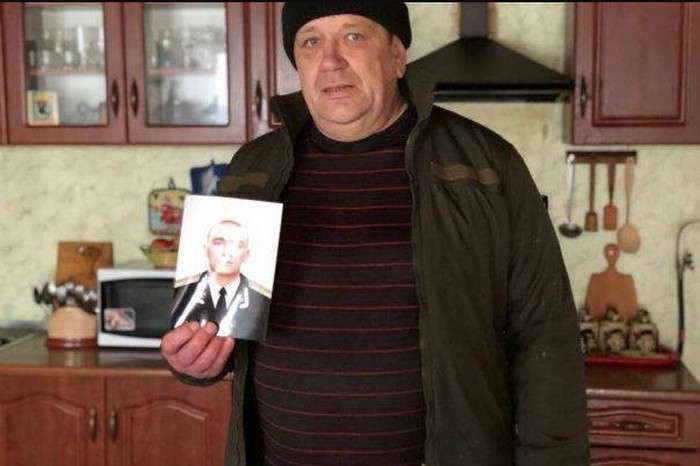 Помер батько полоненого в РФ українського моряка Андрія Драча