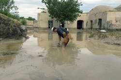 Раптовий паводок змив кілька сіл в районі Карах