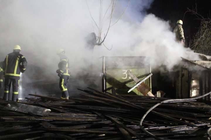 Київ у вогні: за тиждень у столиці сталося 280 пожеж