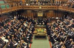 Парламент Британії затвердив відстрочку Brexit