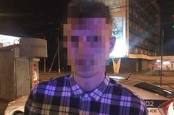 У Вінниці молодик під «кайфом» серед ночі катався по трамвайних коліях на вкраденому електросамокаті