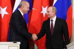 Путін виштовхує Туреччину з НАТО