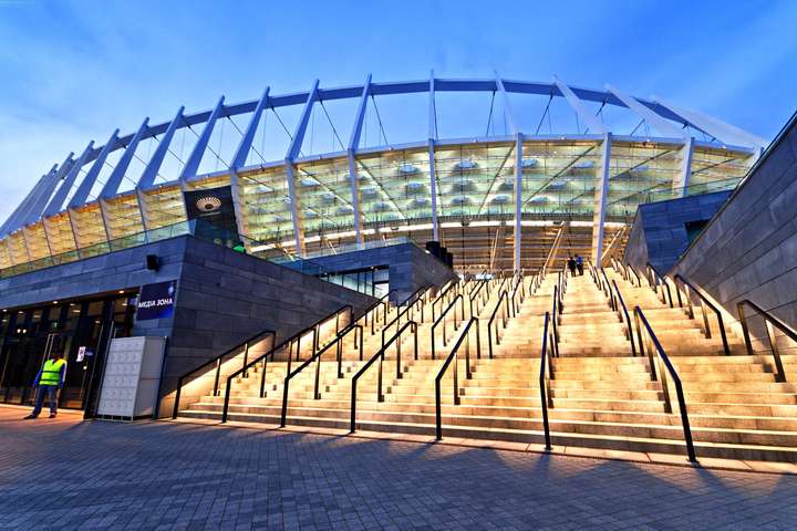Стадион «Олимпийский» получил запросы на проведение дебатов: от Порошенко – сразу на две даты