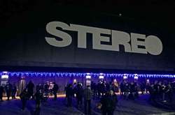 У Києві невідомі кидали петарди і розмалювали концертний клуб