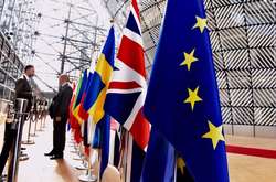 На екстреному саміті ЄС погодили продовження терміну Brexit