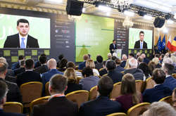 Гройсман не збирається йти у відставку після виборів президента 