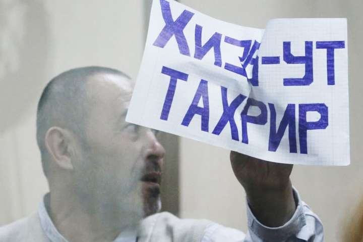 В окупованому Криму продовжили арешт двом фігурантам «справи Хізб ут-Тахрір»