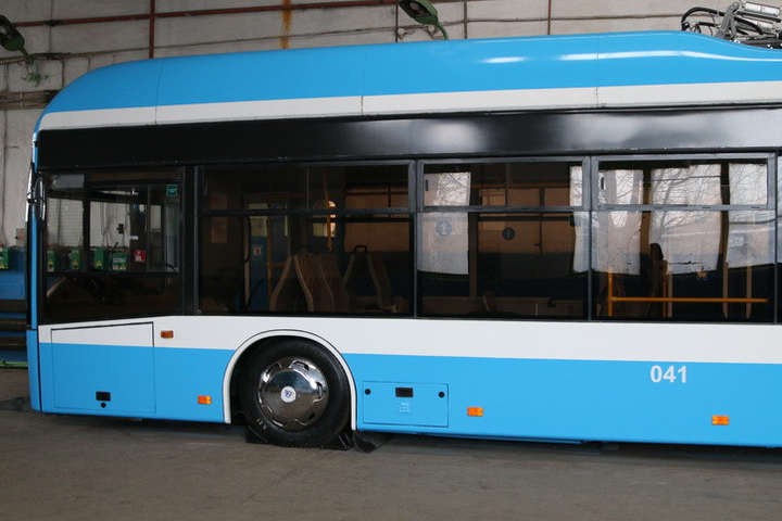 У Вінниці показали сучасний тролейбус власного виробництва