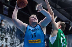 «Дніпро» розгромною перемогою скоротив відставання в півфінальній серії Суперліги