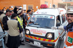 Вибух на ринку в Пакистані забрав життя 16 осіб