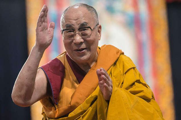 Далай-ламу виписали з лікарні в Нью-Делі