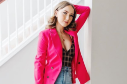 Дочь Эминема показала соблазнительные формы в бикини на фоне водопада