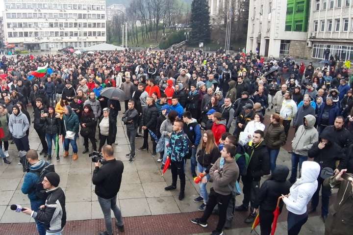 В болгарському Габрово спалахнули антиромські протести 