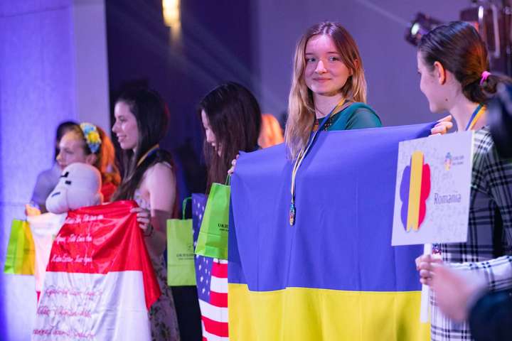 Українська команда посіла перше місце на Європейській олімпіаді з математики для дівчат