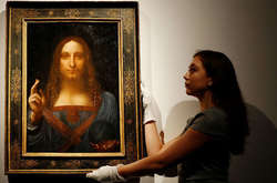 Проданный за $450 млн «Спаситель мира» Леонардо да Винчи может оказаться подделкой