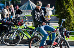 «Велосипедом на роботу». Киян запрошують взяти участь у весняному флешмобі