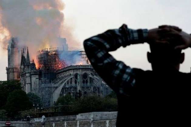 Україна готова допомогти з реставрацією Собору Паризької Богоматері