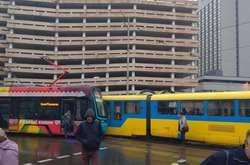 У Києві не розминулися два трамваї (фото)