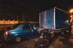 У Києві таксист Uber влетів у «Газель» і втік з місця ДТП (фото, відео)