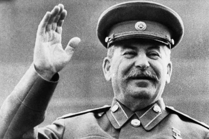 Росіянам подобається Сталін, бо вони слухають Кремль, але незадоволені корупцією - правозахисник