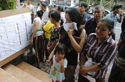  Громадяни будуть голосувати на 17 тисячах островів Індонезії, де працює 800 тисяч дільниць 