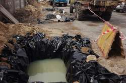 Власники незаконної автостоянки перешкоджають «Київводоканалу» в усуненні аварії