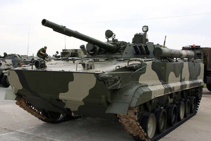 Україна відправила на експорт другу партію снарядів власного виробництва для БМП-3