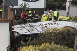 На острові Мадейра перекинувся автобус з туристами, десятки загиблих 