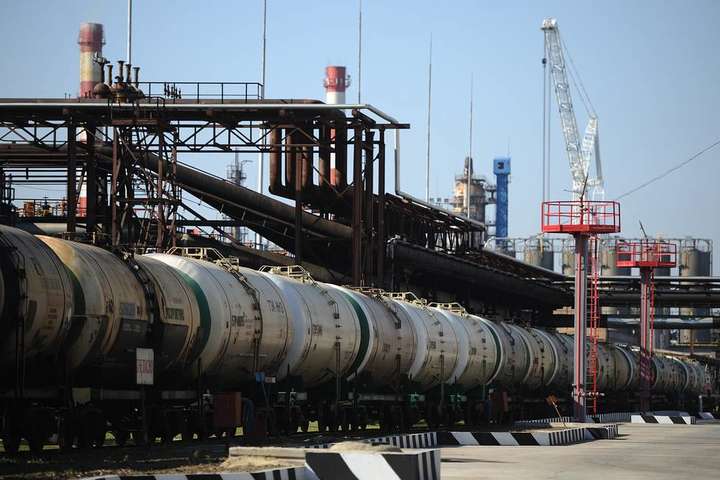 Россия запретила экспорт нефти в Украину