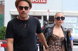 Леди Гага и экс-возлюбленным