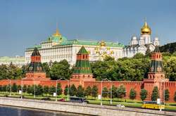 Росія спростувала чутки про російські гроші в кампанії Зеленського