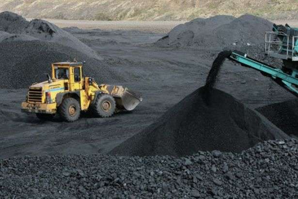 Росія з 1 червня обмежить постачання вугілля в Україну – Медведєв