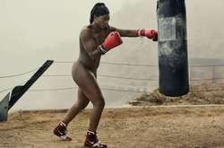 Кларесса шилдс стверджує, що молотить чоловіків під час спарингів