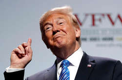 Трамп відреагував на доповідь Мюллера своєю фотографією у стилі «Гри престолів»