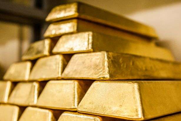 Нацбанк понизил курс золота