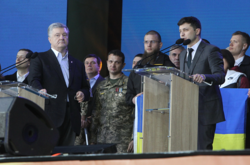Порошенко закликав Зеленського пояснити, чому він назвав окупантів «повстанцями»