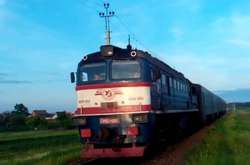 Підліток, якого вдарило струмом на даху поїзда в Одесі, помер у лікарні