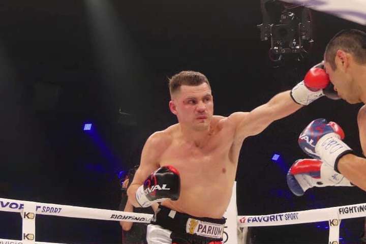 Беринчик - Аракава: відео найважчого бою в кар'єрі українського боксера