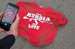 У Рівному чоловік у футболці From Russia with love влаштував бійку на дорозі