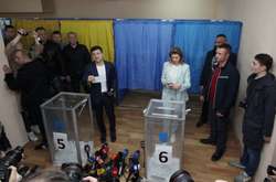 Поліція перевірить факт демонстрації Зеленським бюлетеня (фото)